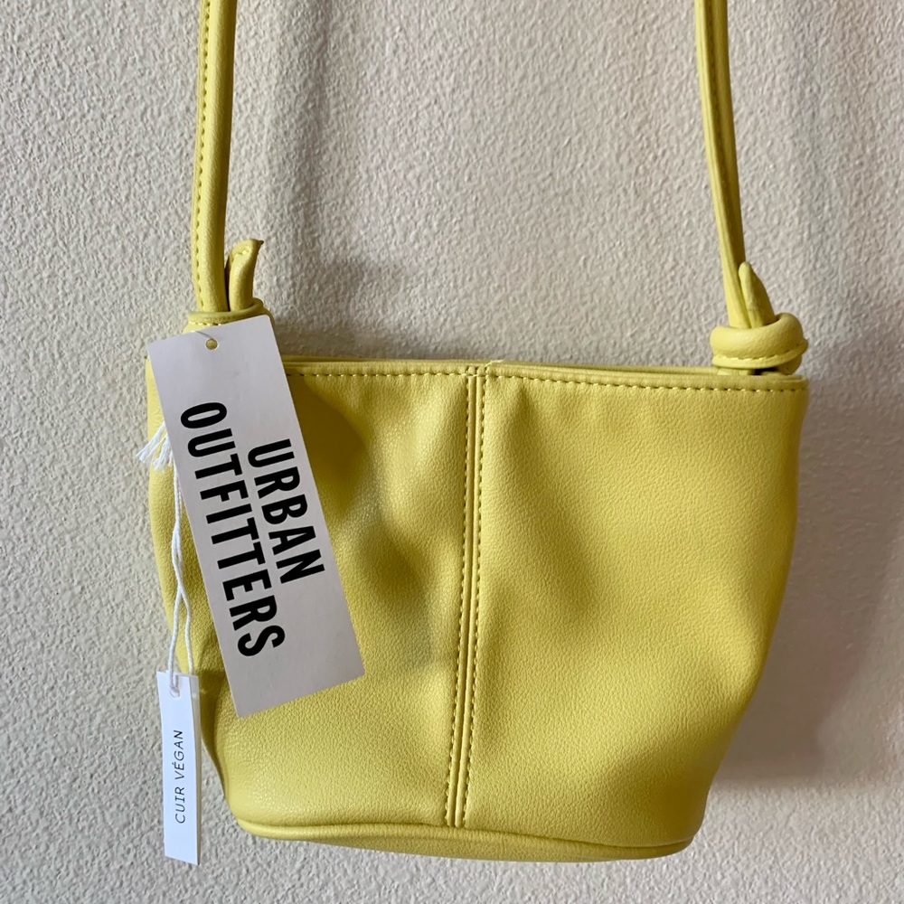 NWT Urban Outfitters Yellow/Chartreuse Crossbody Purse